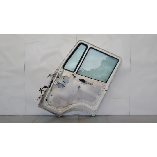 RIGHT FRONT DOOR  NISSAN truck Atleon used