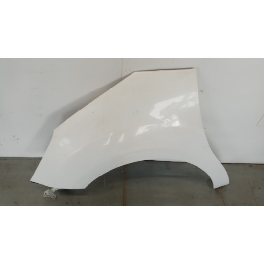 LEFT FRONT MUDGUARD  CITROEN DS3 2010>2014 used