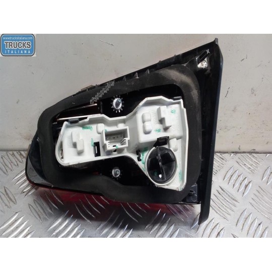 LEFT REAR LIGHT ON BACK VOLKSWAGEN Golf 7 2012>2016 used