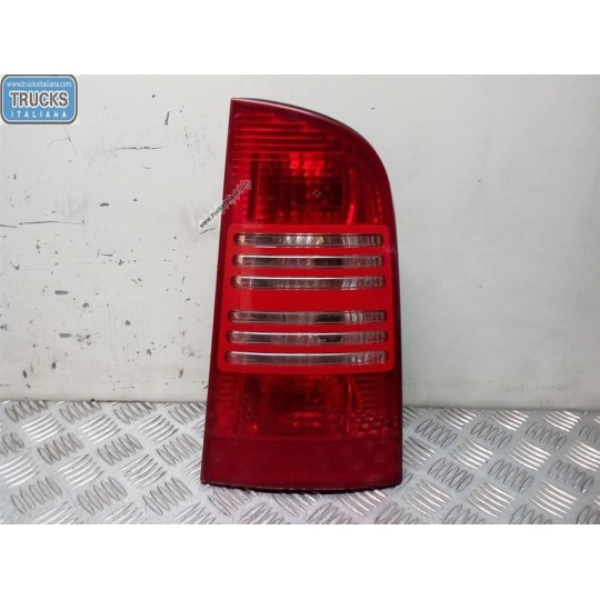 FARO POSTERIORE ESTERNO DESTRO SKODA Octavia 2000>2004 usato