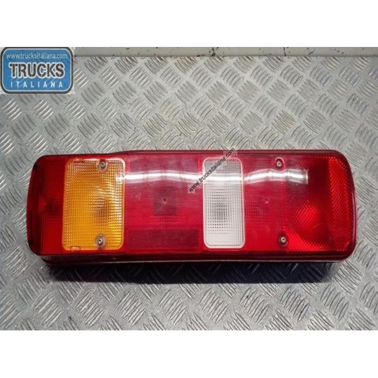 FARO POSTERIORE ESTERNO SINISTRO VOLVO truck FM11 euro 5 usato