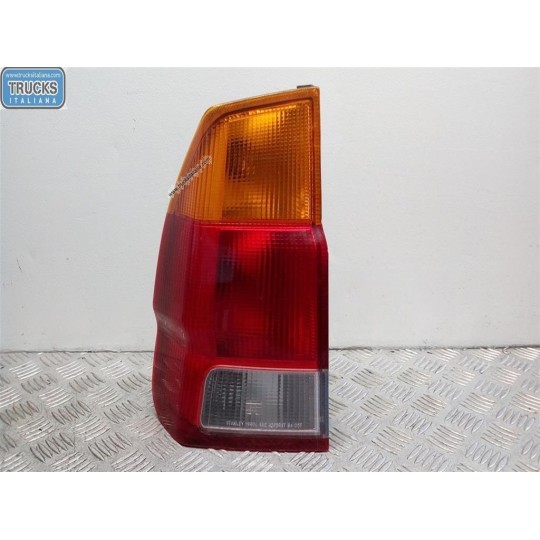 FARO POSTERIORE ESTERNO SINISTRO MITSUBISHI Pajero Sport 1997>1999 usato