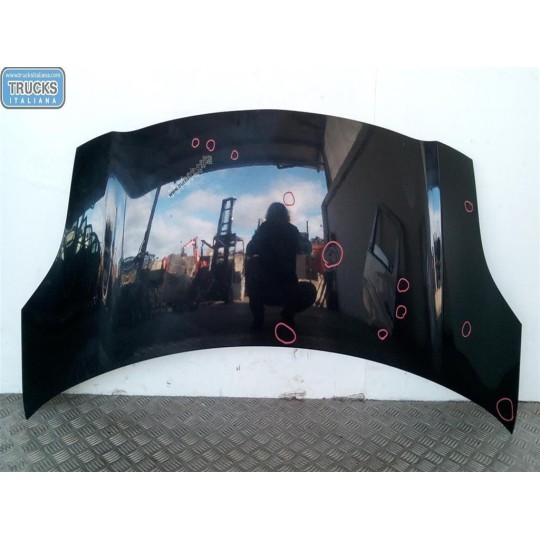 COFANO ANTERIORE TOYOTA Yaris 2005>2008 usato