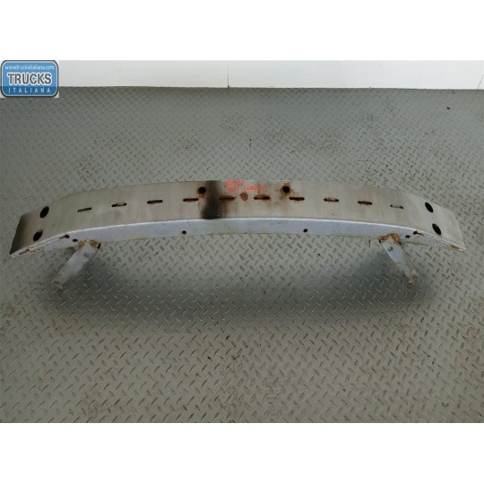 CROSS FRONT BUMPER 
 TOYOTA Corolla 2002>2004 used