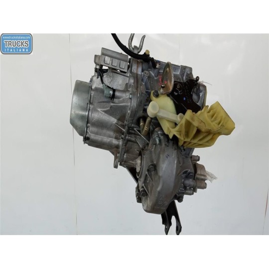 GEARBOXES  PEUGEOT 2008 2013>2016 used