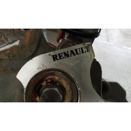 PINZA POSTERIORE DESTRA RENAULT truck Midlum usato